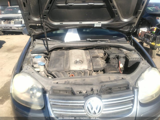 3VWRZ71K48M082102 Volkswagen Jetta Sedan Se/sel
