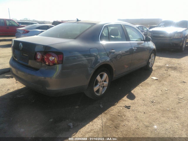 3VWRZ71K48M082102 Volkswagen Jetta Sedan Se/sel