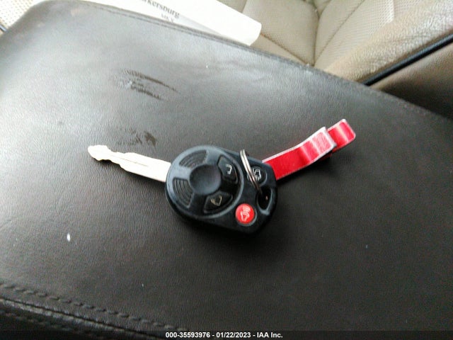 Lincoln MKX 2010 2LMDJ8JC1ABJ28530 Image 3