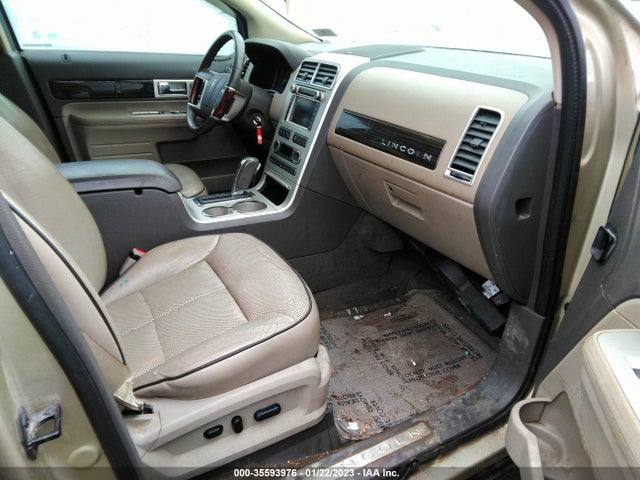 Lincoln MKX 2010 2LMDJ8JC1ABJ28530 Image 6