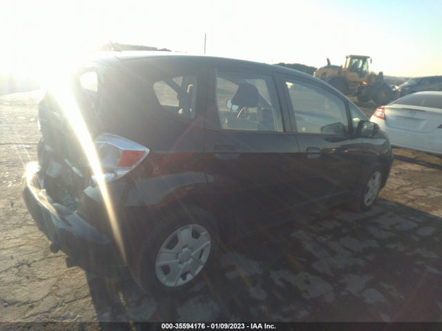 2013 HONDA FIT VIN: JHMGE8H37DC021945