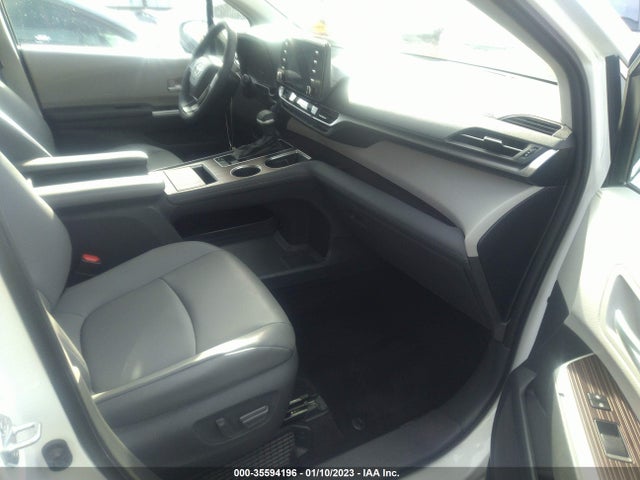 2021 Toyota Sienna, VIN: 5TDYRKEC4MS036901
