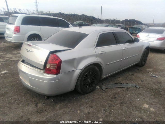2008 CHRYSLER 300 LX VIN: 2C3LA43R48H131830
