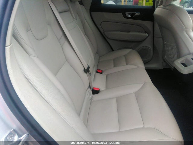Volvo Xc60 Momentum 2021 YV4A22RK7M1777142 Image 9