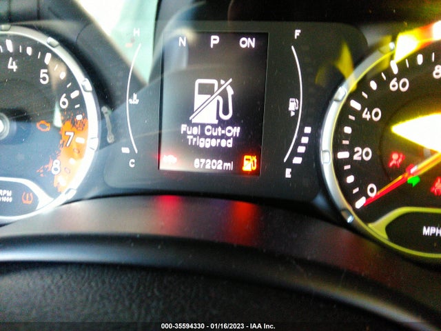 Jeep Renegade Latitude 2018 ZACCJABB5JPH48902 Image 8