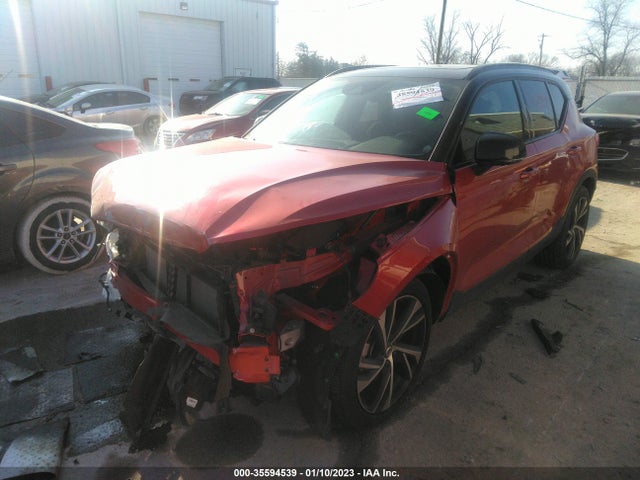 2021 Volvo XC40, VIN: YV4162UM0M2405357