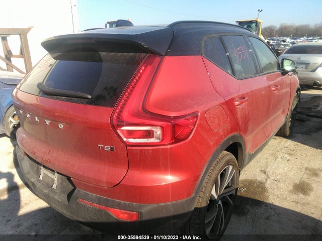 2021 Volvo XC40, VIN: YV4162UM0M2405357