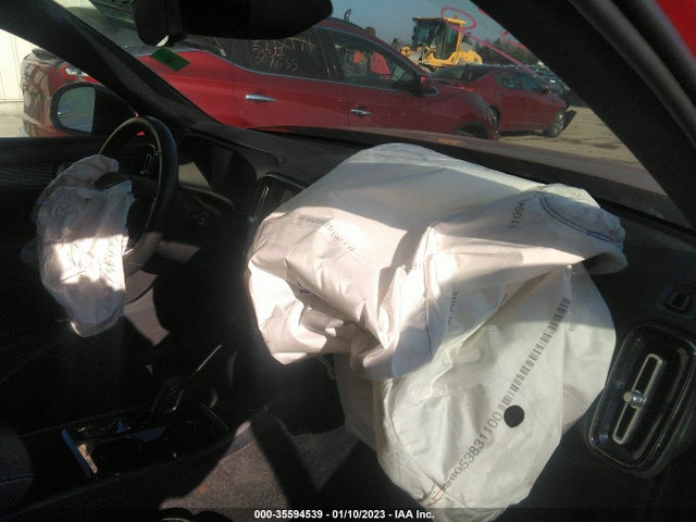 2021 Volvo XC40, VIN: YV4162UM0M2405357