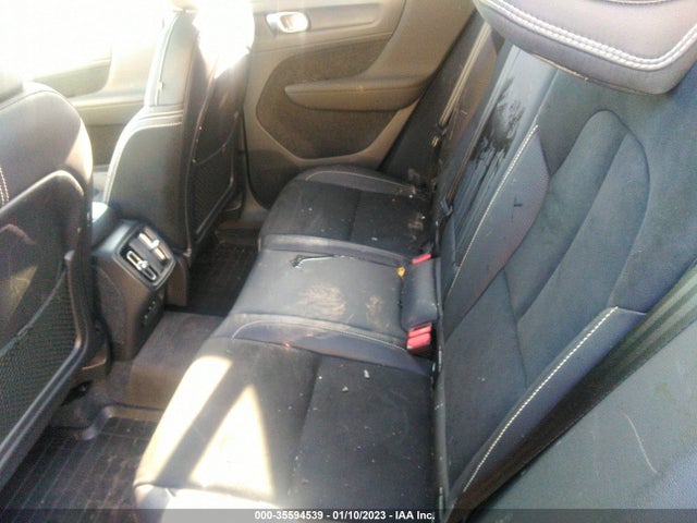 2021 Volvo XC40, VIN: YV4162UM0M2405357