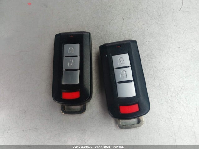 JA4AT5AA4JZ060936 Mitsubishi Eclipse Cross Se/sel