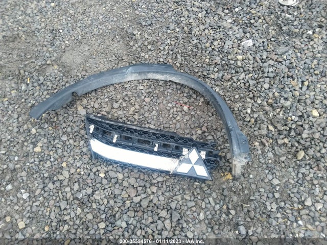 JA4AT5AA4JZ060936 Mitsubishi Eclipse Cross Se/sel