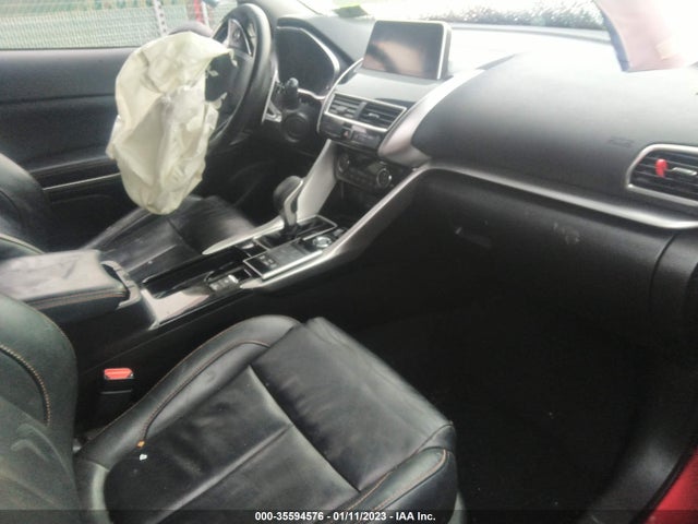 JA4AT5AA4JZ060936 Mitsubishi Eclipse Cross Se/sel