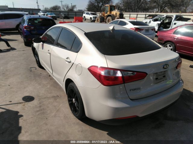 KNAFK4A66F5411068 KIA FORTE LX