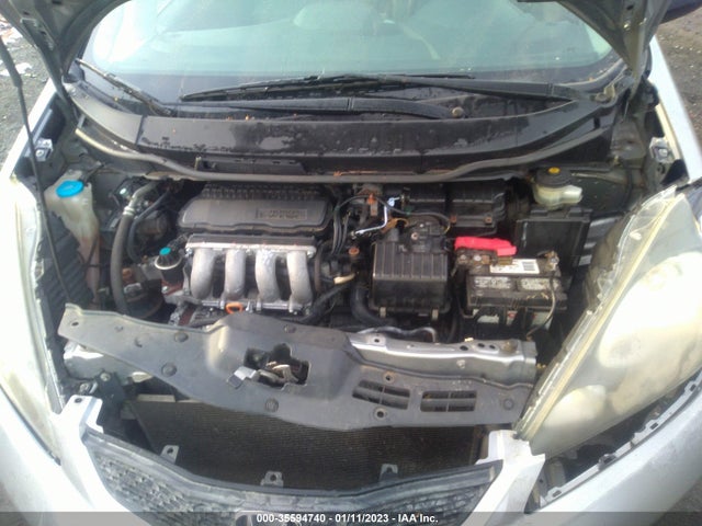 2010 HONDA FIT VIN: JHMGE8H26AS000724