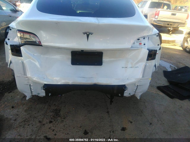 Tesla Model Y 2022 7SAYGDEE5NF436963 Image 8