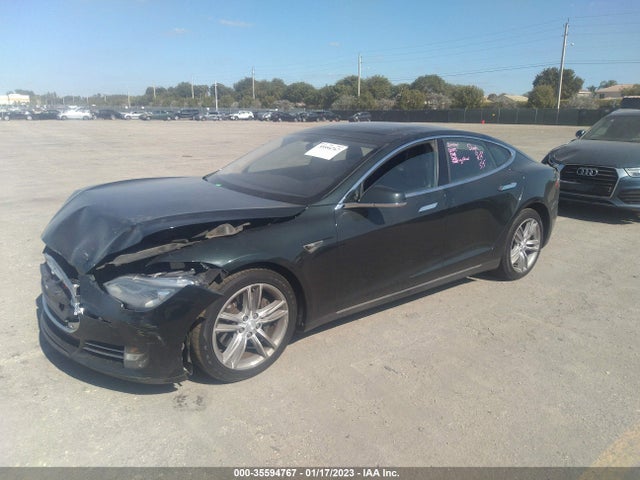Tesla MODEL S 2013 5YJSA1AG1DFP09812 Image 2