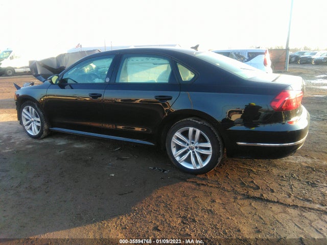 1VWLA7A33KC008118 Volkswagen Passat 2.0t Wolfsburg Edition