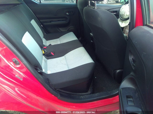 Toyota PRIUS C 2015 JTDKDTB36F1583179 Image 8