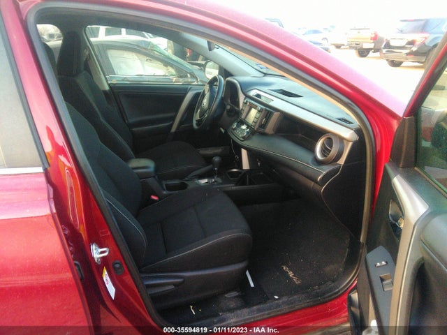 2018 Toyota RAV4, VIN: 2T3RFREV5JW702133