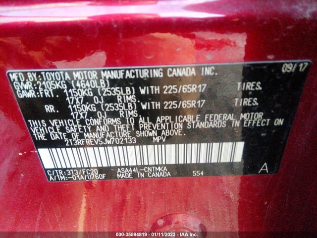 2018 Toyota RAV4, VIN: 2T3RFREV5JW702133