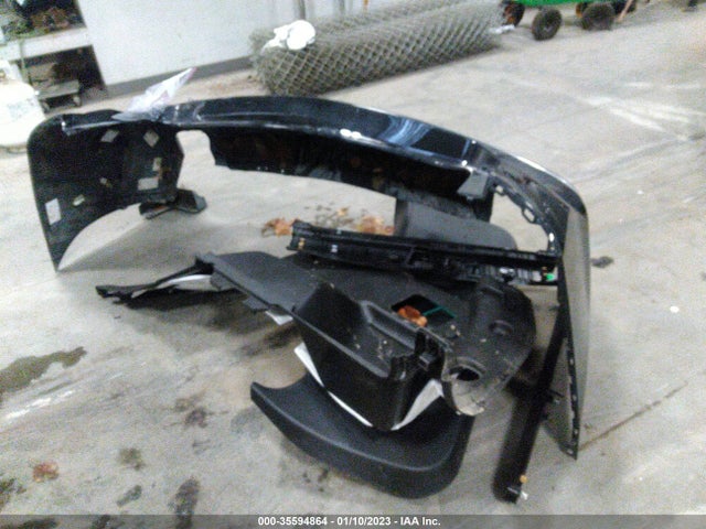 Chevrolet EQUINOX LT 2019 2GNAXVEX8K6184737 Image 4