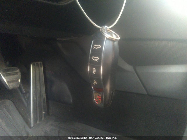 2014 Porsche Boxster, VIN: WP0CA2A82EK120615