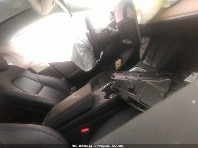 Tesla Model Y Performance 2022 7SAYGDEF3NF373323 Image 5