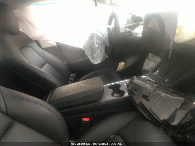 Tesla Model Y Performance 2022 7SAYGDEF3NF373323 Image 7