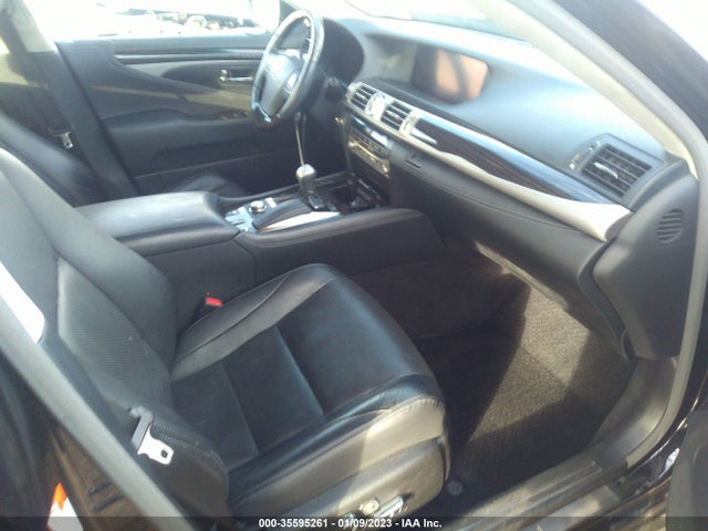 2015 Lexus LS, VIN: JTHBL5EF1F5138165