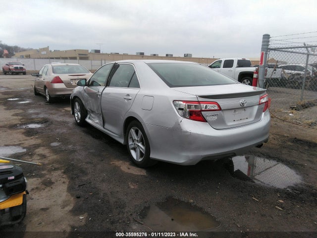 2012 TOYOTA CAMRY SE VIN: 4T1BF1FK0CU067115