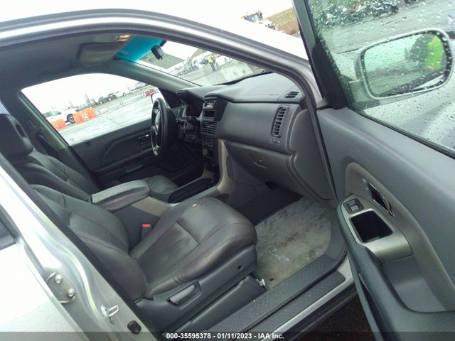 2003 HONDA PILOT EX VIN: 2HKYF18483H552304