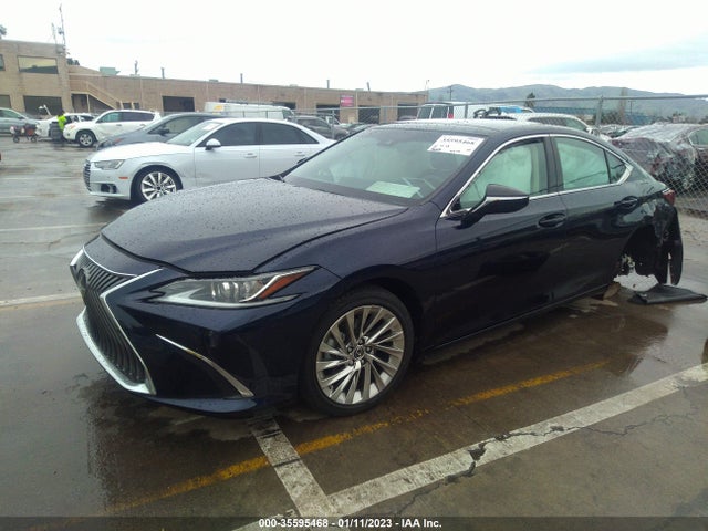 Lexus ES 2019 58ABZ1B1XKU040080 Image 2