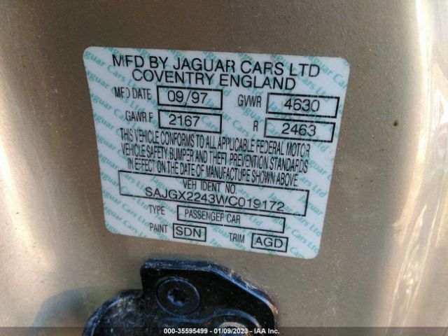 SAJGX2243WC019172 Jaguar XK8