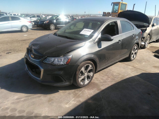Chevrolet Sonic Premier 2019 1G1JF5SB4K4123156 Image 2