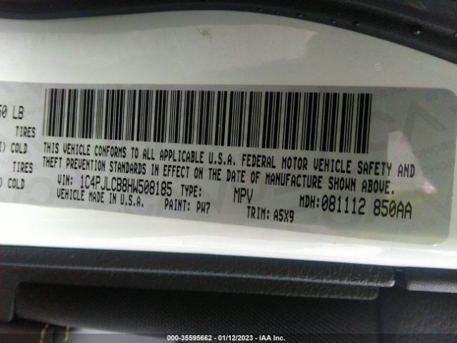 1C4PJLCB8HW508185 Jeep Cherokee Latitude