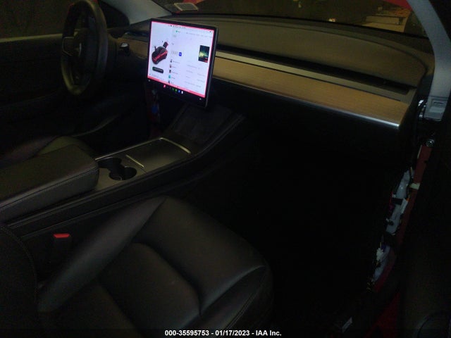 Tesla Model Y Long Range 2022 7SAYGDEEXNF307701 Image 6
