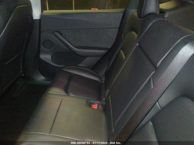 Tesla Model Y Long Range 2022 7SAYGDEEXNF307701 Image 9