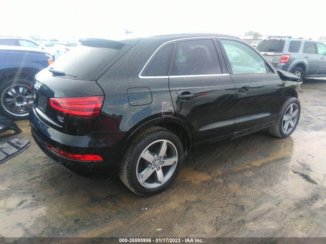 WA1EFCFSXFR010449 Audi Q3 2.0t Premium Plus