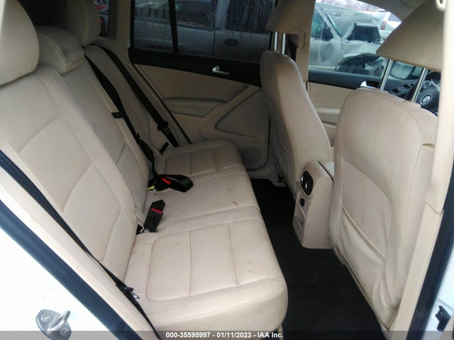 WVGBV7AX1HK020431 Volkswagen TIGUAN