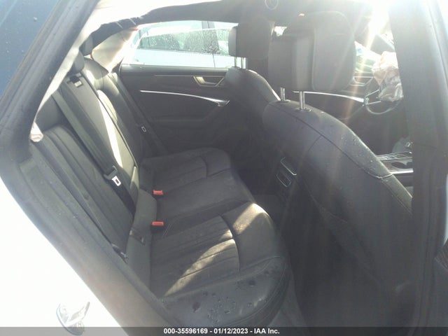 2019 Audi A7, VIN: WAUP2AF21KN123767