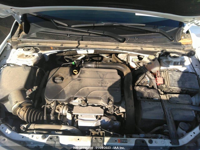 2021 Chevrolet Malibu, VIN: 1G1ZD5ST8MF069398