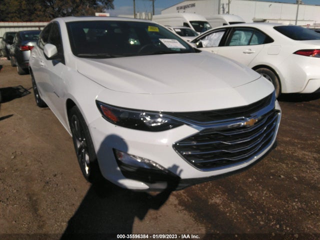 2021 Chevrolet Malibu, VIN: 1G1ZD5ST8MF069398