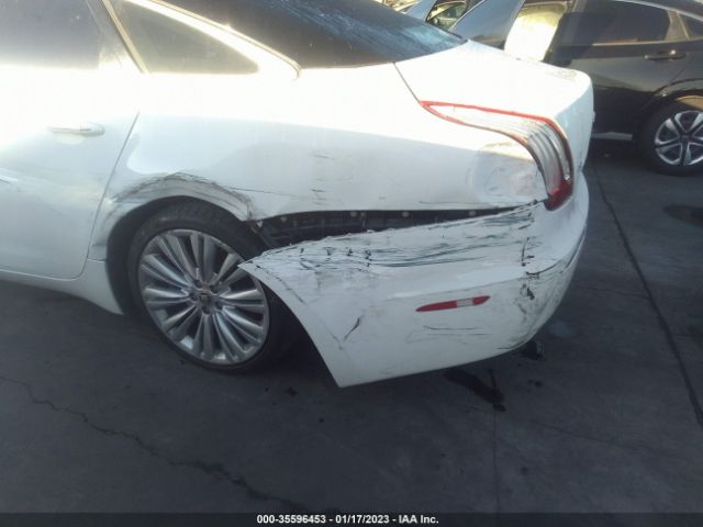 SAJWA2GB6CLV30097 Jaguar XJ