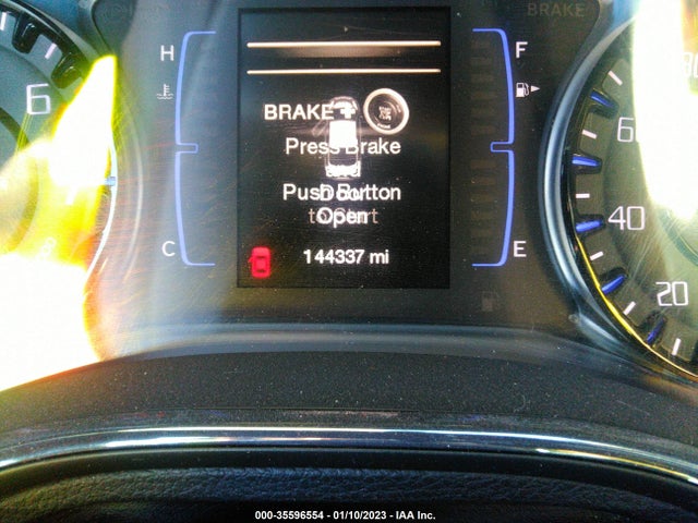 Chrysler 200 S 2015 1C3CCCBBXFN650572 Image 7