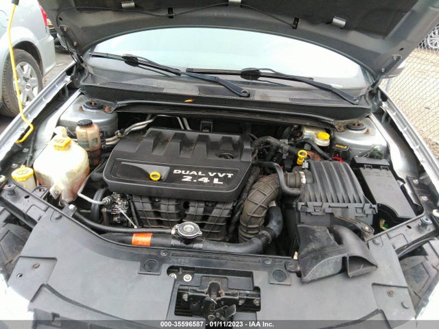 Chrysler 200 LX 2013 1C3CCBAB4DN660247 Image 11