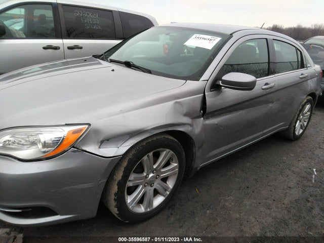 Chrysler 200 LX 2013 1C3CCBAB4DN660247 Image 7