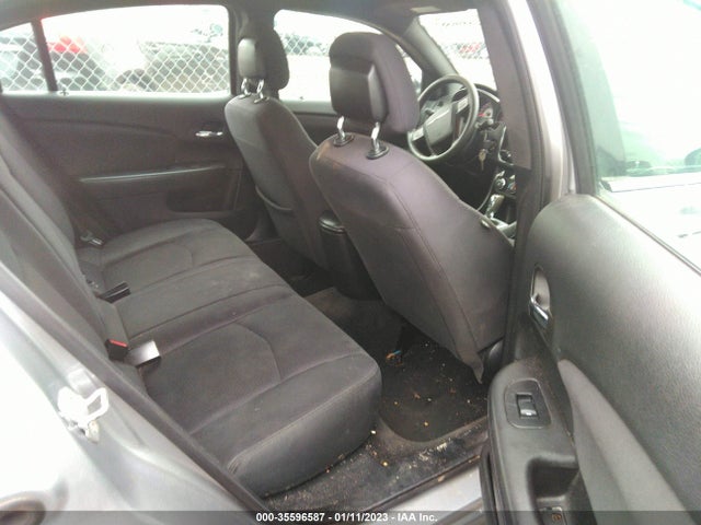Chrysler 200 LX 2013 1C3CCBAB4DN660247 Image 9