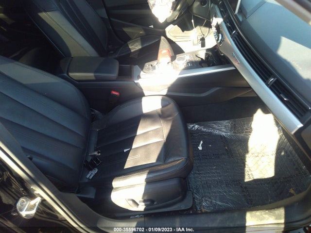WAUDNAF47HN045449 Audi A4 Season Of Audi Premium