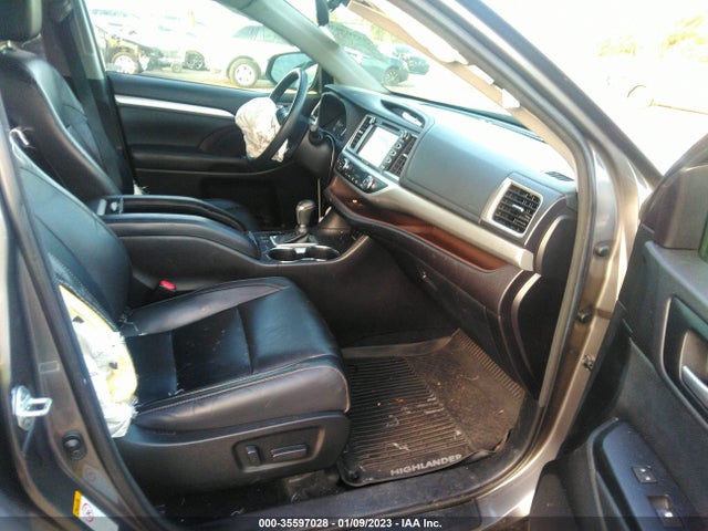 Toyota Highlander Se/xle 2018 5TDKZRFH0JS546621 Image 7