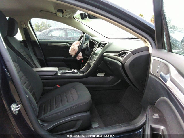 2020 Ford Fusion, VIN: 3FA6P0LUXLR127546